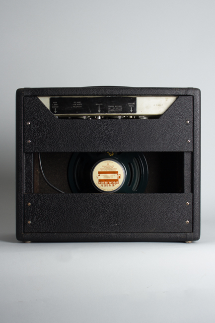 Fender  Vibro-Champ Tube Amplifier (1967)