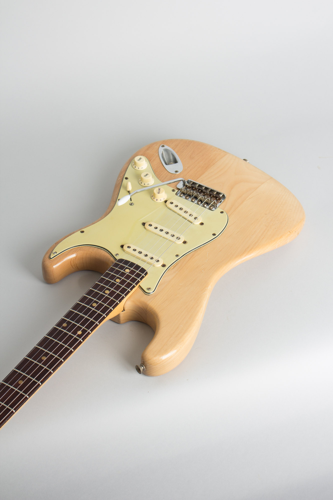 Fender Stratocaster Solid Body Guitar (1963) | RetroFret