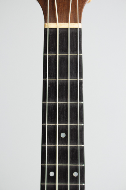 Weymann  Style 225 Banjo Ukulele  (1925)