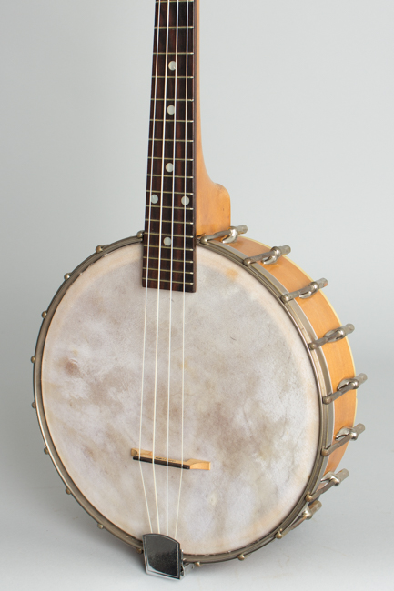 Gibson  Style UB Banjo Ukulele  (1925)