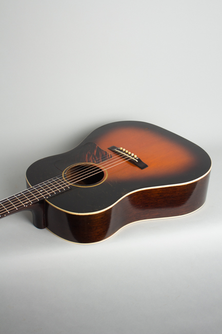 Gibson  J-35 Flat Top Acoustic Guitar  (1938)