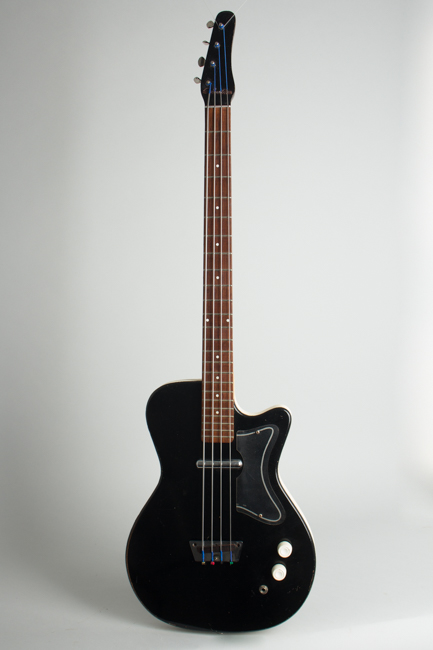 expand image Silvertone Model 1444 Electric Bass Guitar, made by Danelectro (1965)