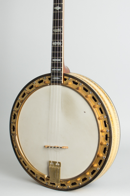 Vega  Vegavox III Artist Tenor Banjo  (1931)