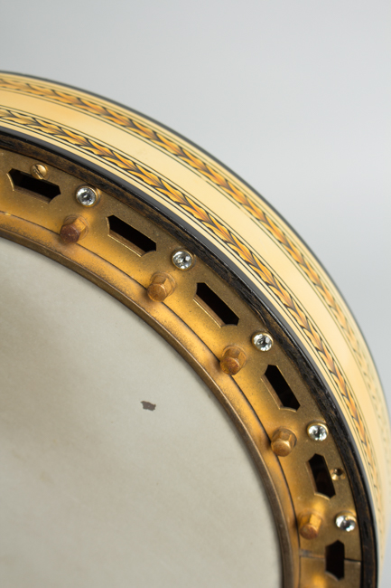 Vega  Vegavox III Artist Tenor Banjo  (1931)