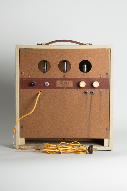 Danelectro  Cadet Tube Amplifier (1961)
