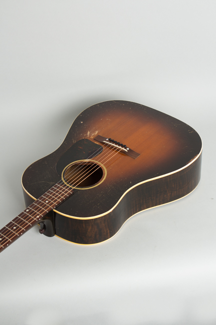 Gibson  J-45 Flat Top Acoustic Guitar  (1943)