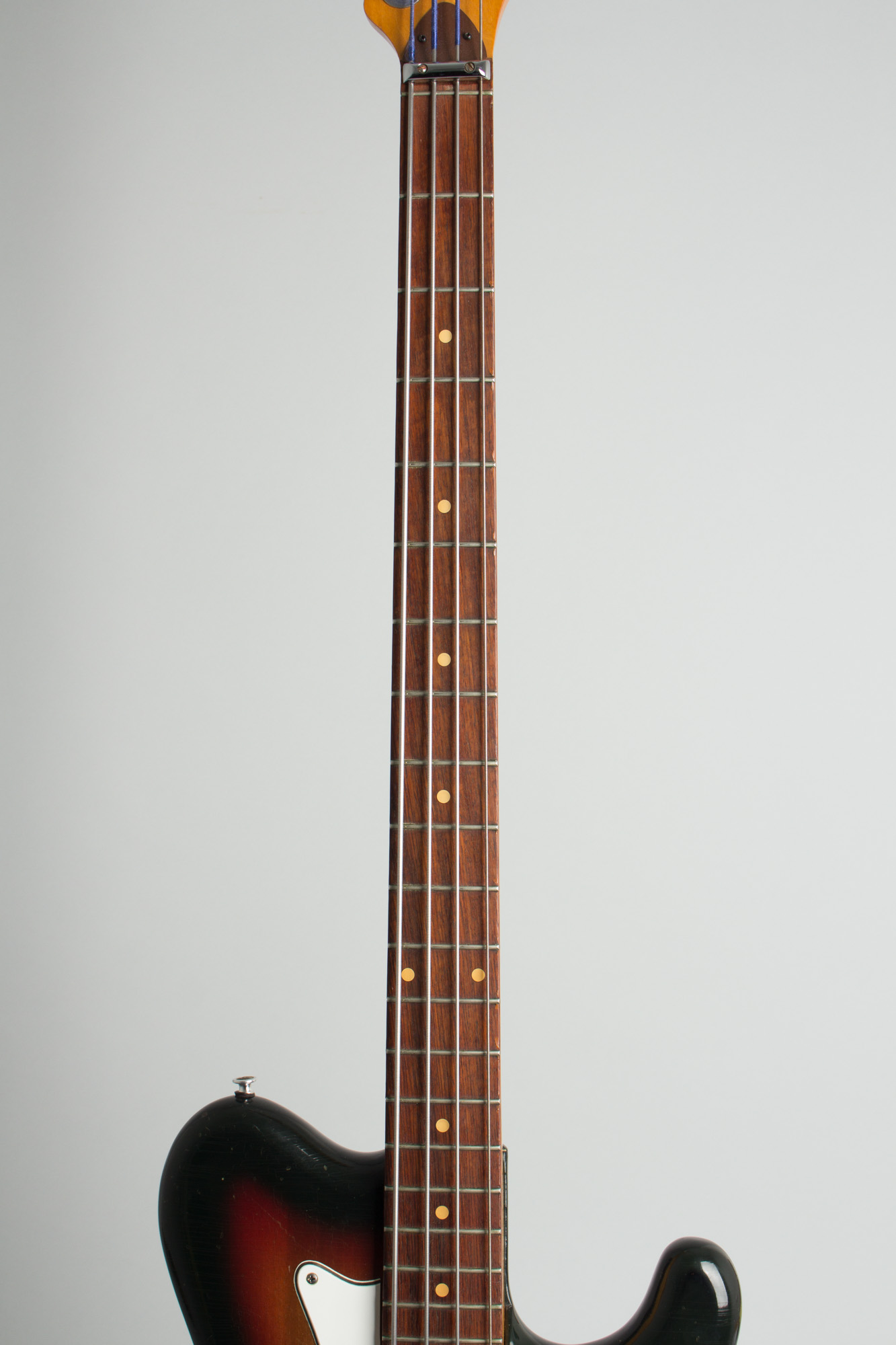 Magnatone Hurricane X10 Electric Bass Guitar (1965) RetroFret