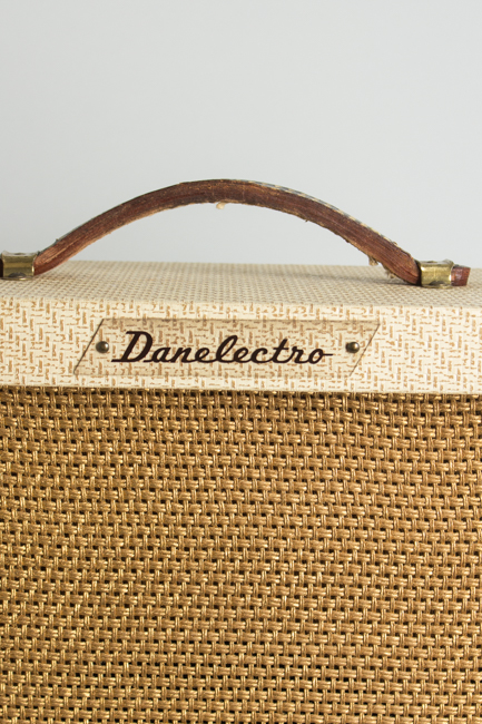 Danelectro  Special Series D Model 68 Tube Amplifier (1956)