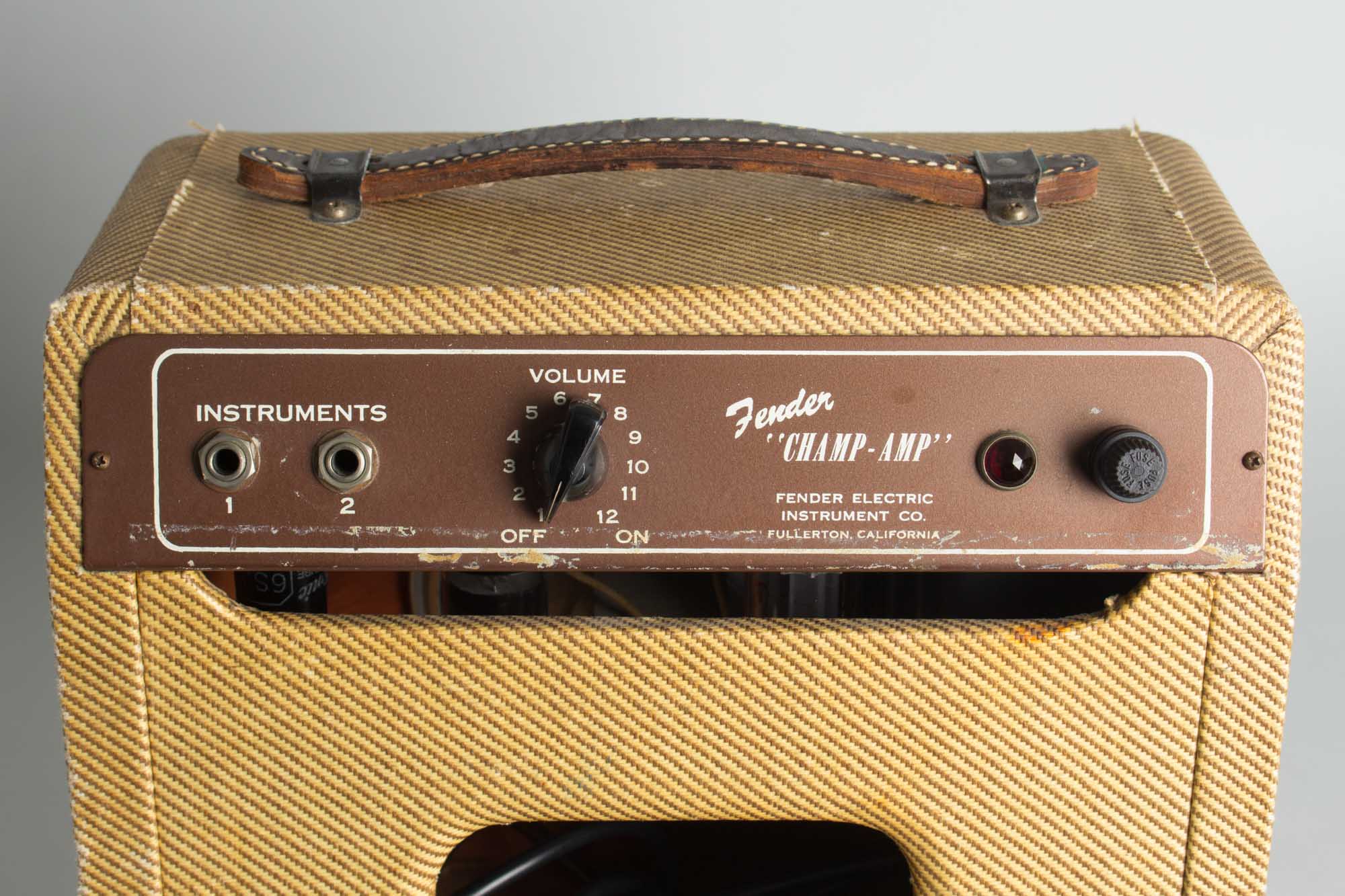 Fender Champ Tube Amplifier (1954) RetroFret