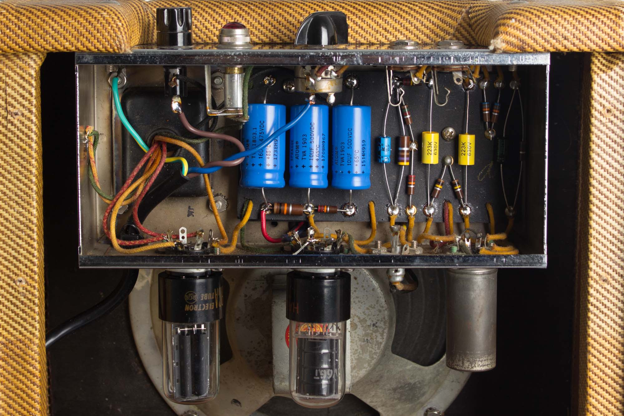 Fender ChampAmp 5F1 Tube Amplifier (1960) RetroFret