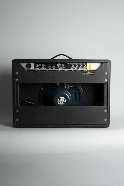 Fender  Deluxe Reverb Tube Amplifier (1975)