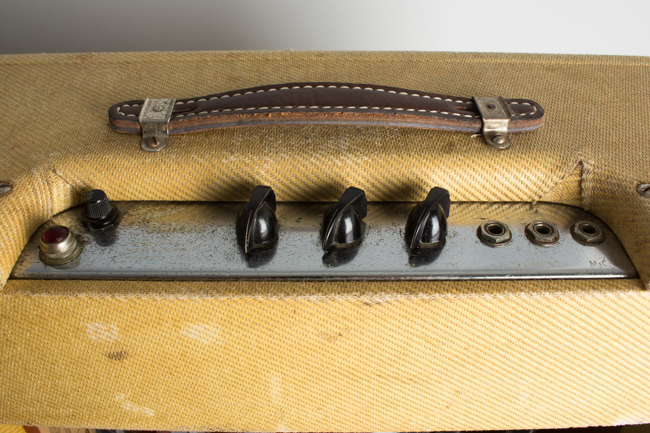 Fender  Deluxe Model 5A3 Tube Amplifier (1951)