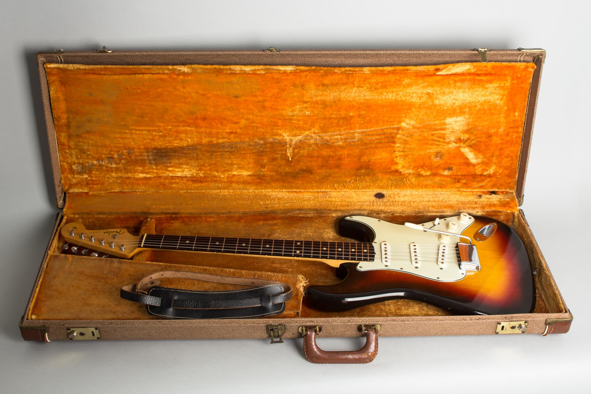 Fender Stratocaster Solid Body Electric Guitar (1961) | RetroFret