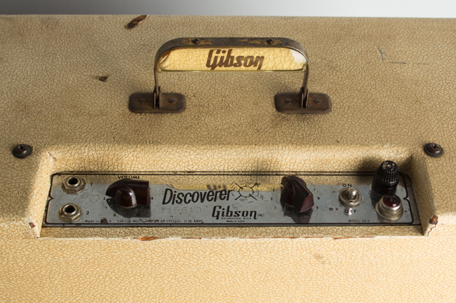 Gibson  GA-8 Discoverer Tube Amplifier (1961)