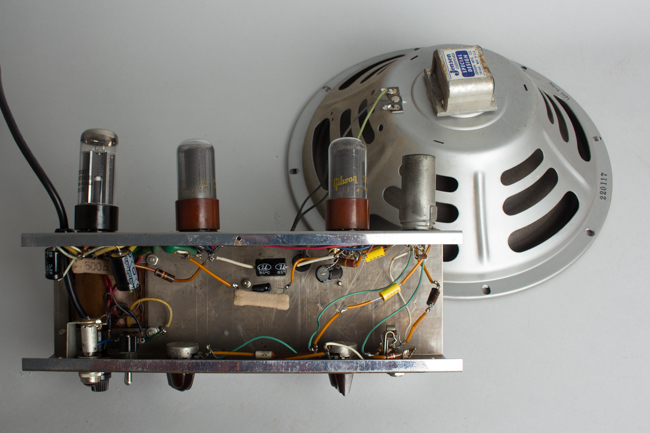 Gibson  GA-8 Discoverer Tube Amplifier (1961)