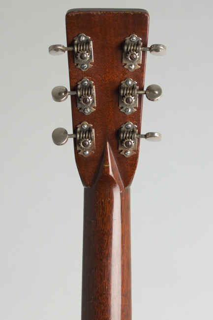 C. F. Martin  000-28 Flat Top Acoustic Guitar  (1946)