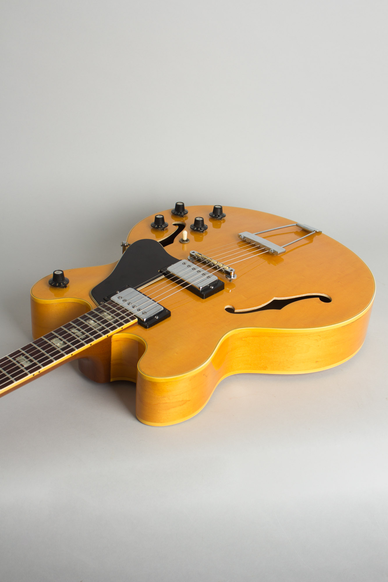 Gibson ES150DCN Arch Top SemiHollow Body Electric Guitar (1969) RetroFret