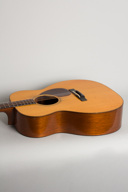 C. F. Martin  0-18T Flat Top Tenor Guitar  (1931)