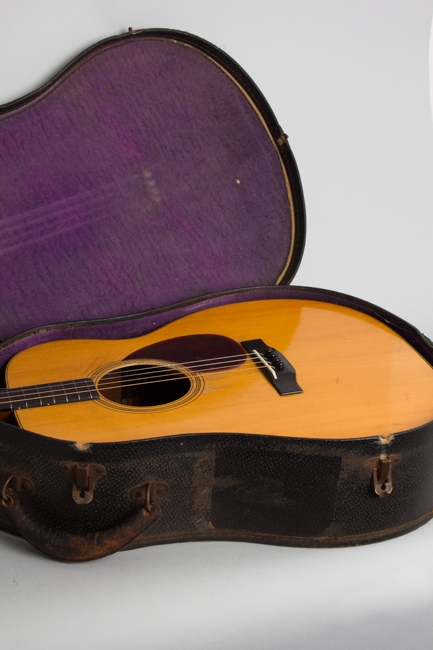 C. F. Martin  0-18T Flat Top Tenor Guitar  (1931)