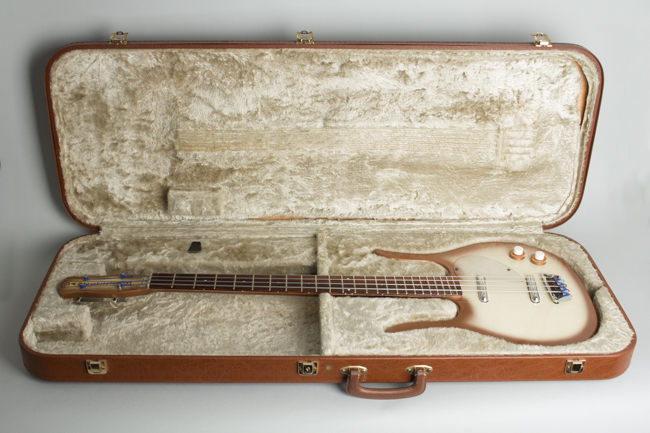 Danelectro  Longhorn Model 4423 Electric Bass Guitar  (1966)