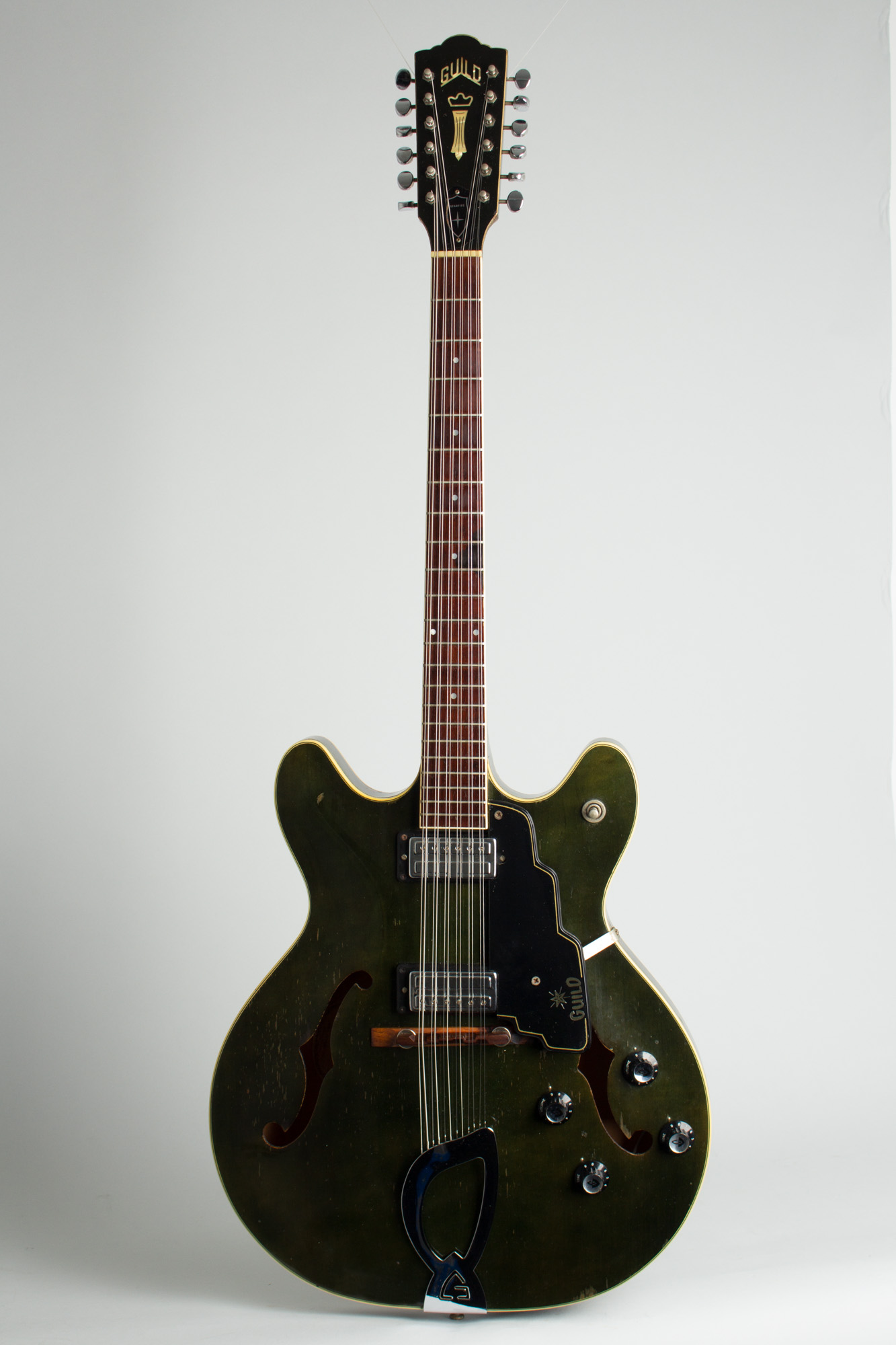 Guild semi hollow guitar hotsell