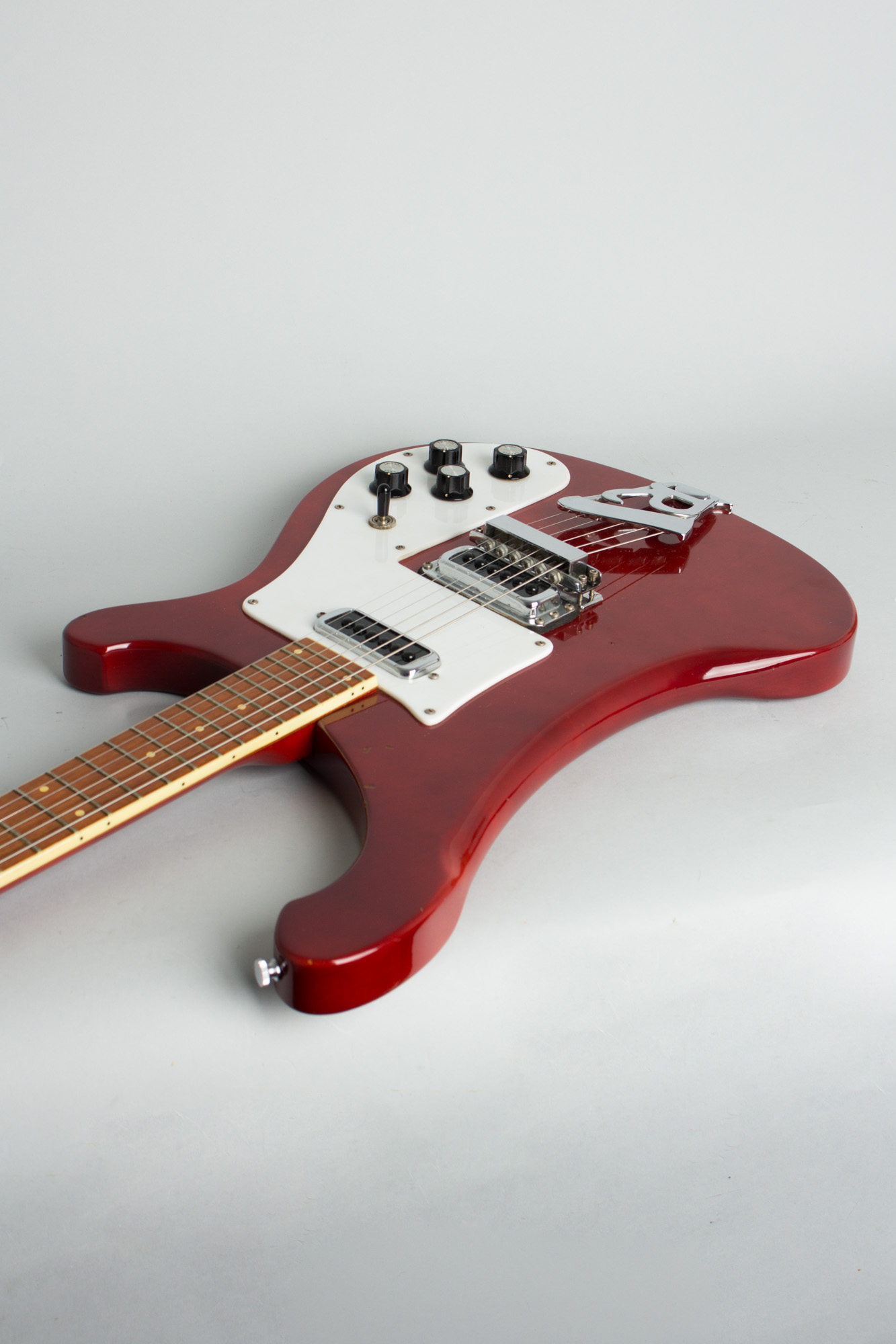 Rickenbacker Model 480 Solid Body Electric Guitar (1973) RetroFret