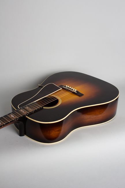 Gibson  Jumbo Custom Flat Top Acoustic Guitar  (1935)