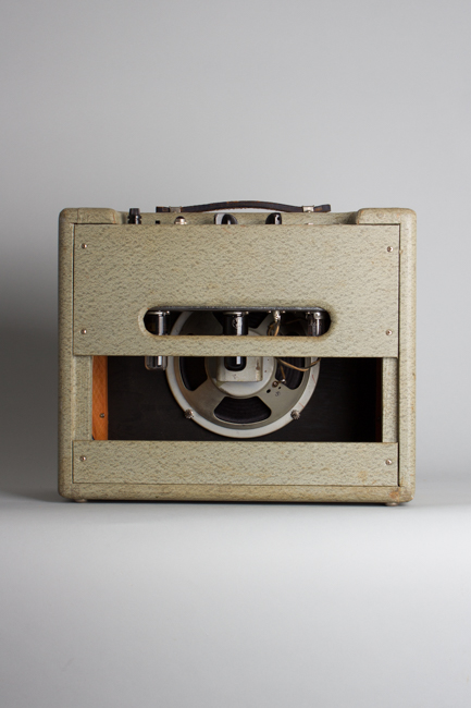  White Tube Amplifier, made by Fender (1962)