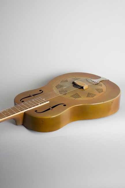 National  Triolian Resophonic Guitar  (1931)