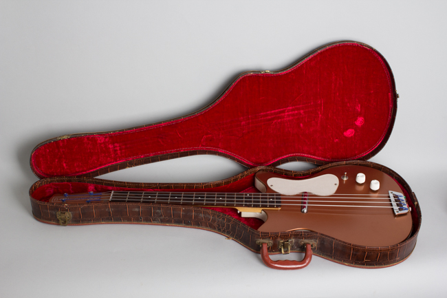 Danelectro  Shorthorn Standard Model 3412 Electric Bass Guitar  (1960)