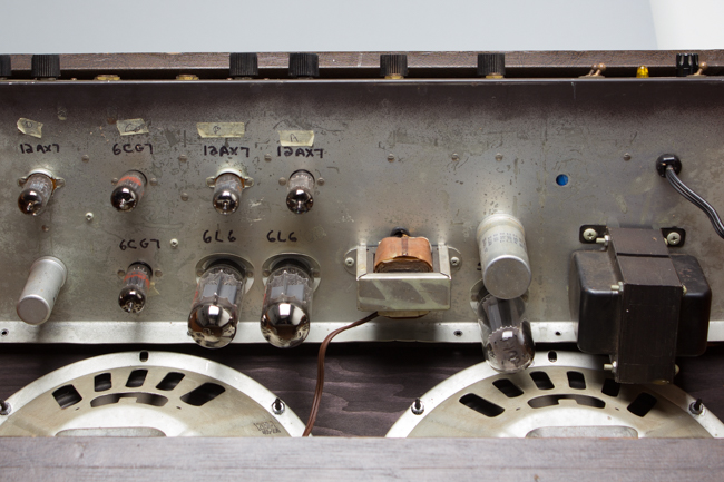 Magnatone  Custom 262 Tube Amplifier (1962)