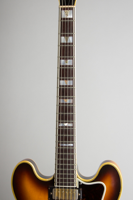Epiphone  Sheraton E212V Arch Top Semi-Hollow Body Electric Guitar  (1961)