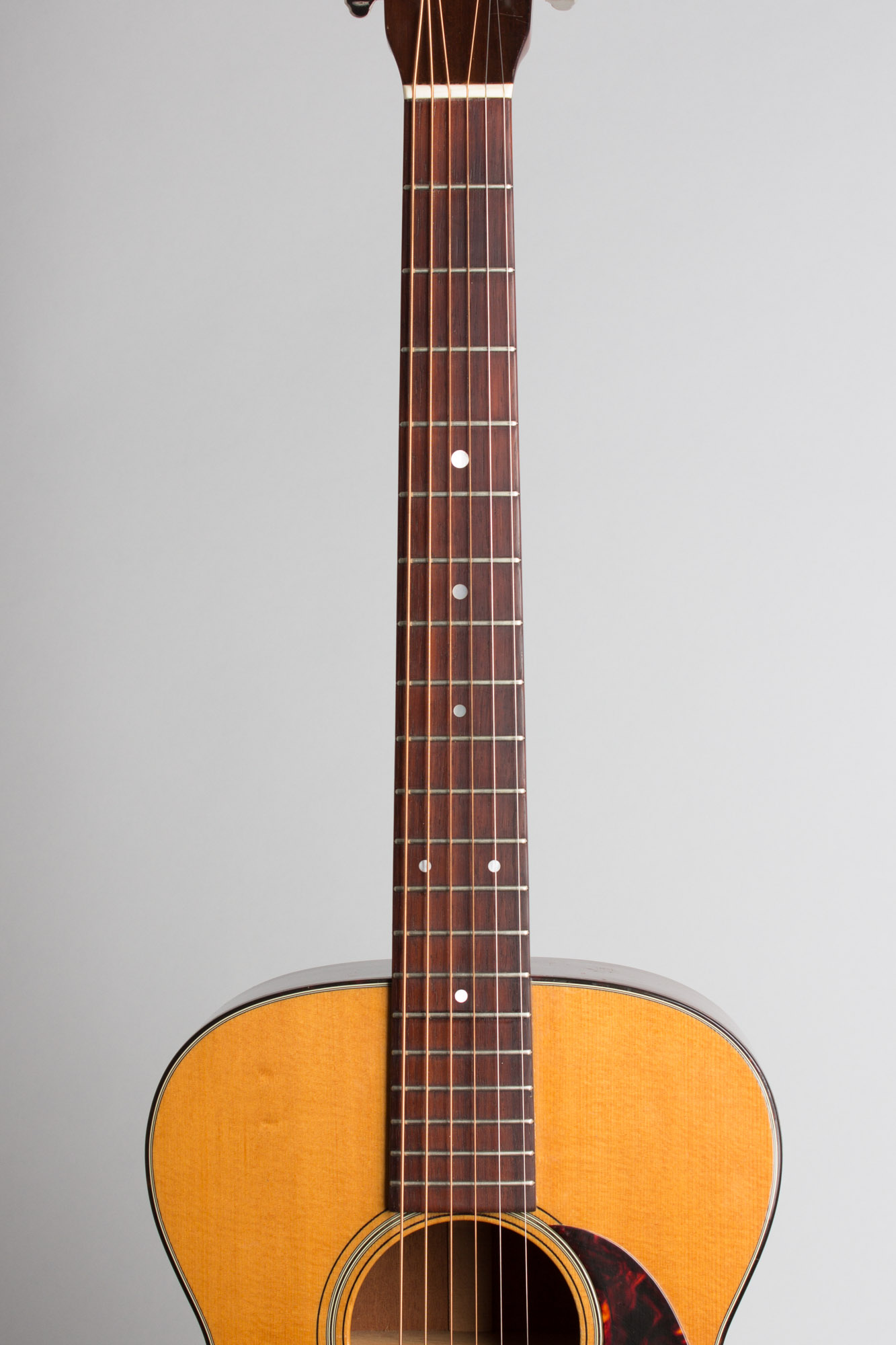 C. F. Martin 0-18 Flat Top Acoustic Guitar (1964) | RetroFret
