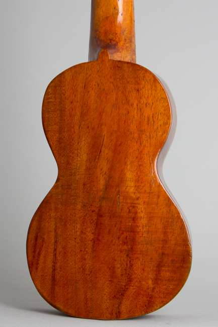 Leonardo Nunes  Soprano Ukulele ,  c. 1919